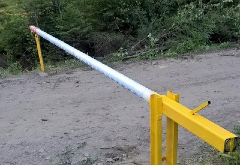 Various types of automatic barriers